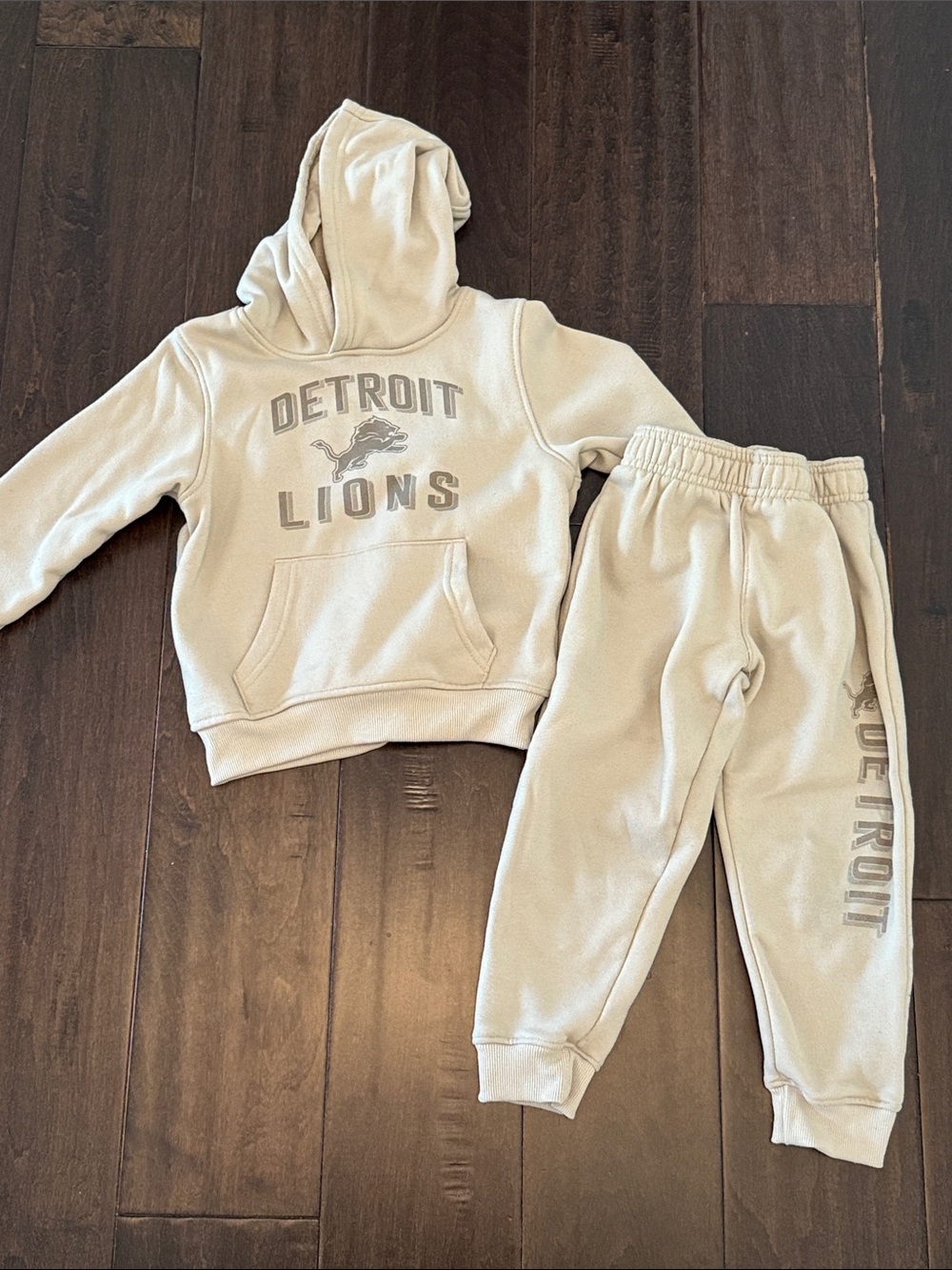 NFL Detroit Lions Kids Beige Sweatpants & Hoodie Set
